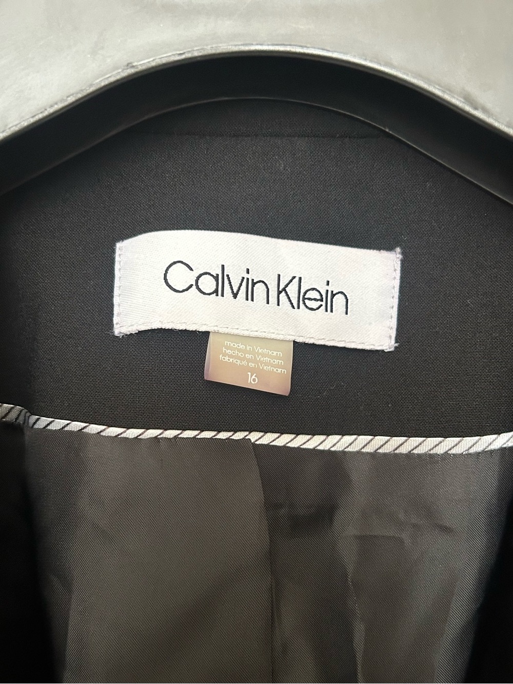 Calvin Klein Black Blazer with Notched Lapels - Picture 3 of 5